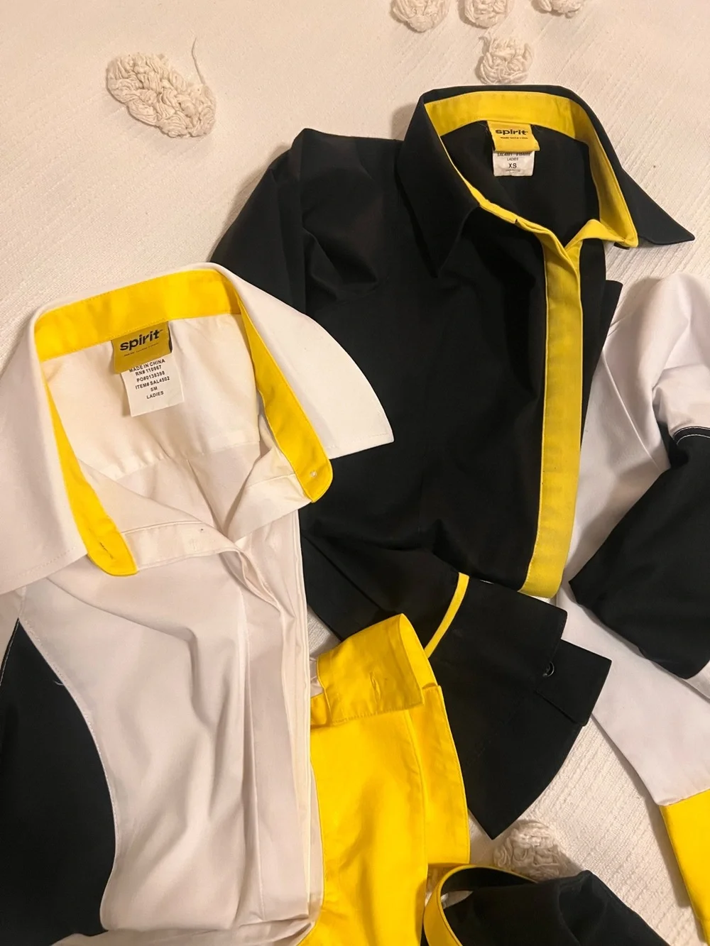 SOLD!!Spirit Airlines flight attendant crew issued uniform pieces plus more - Picture 6 of 9